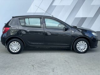 2017 Renault Sandero II, чёрный, 698000 рублей, вид 4