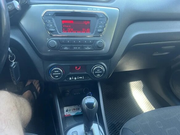 2012 Kia Rio 4-speed III, белый - вид 6