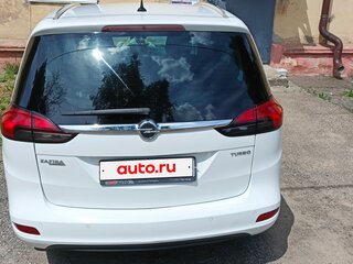 2013 Opel Zafira C, белый, 1300000 рублей, вид 2