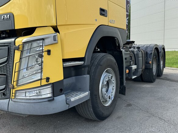 2017 Volvo FM, жёлтый, 5000000 рублей - вид 8
