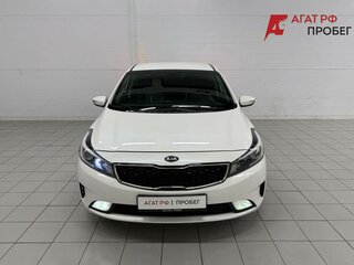 2019 Kia Cerato III Рестайлинг (Classic), белый, 1650000 рублей, вид 2
