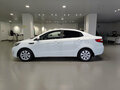 2013 Kia Rio 5-speed III, белый, 640000 рублей - вид 7