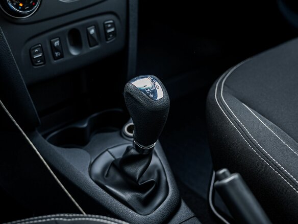 2015 Renault Sandero II, синий - вид 7