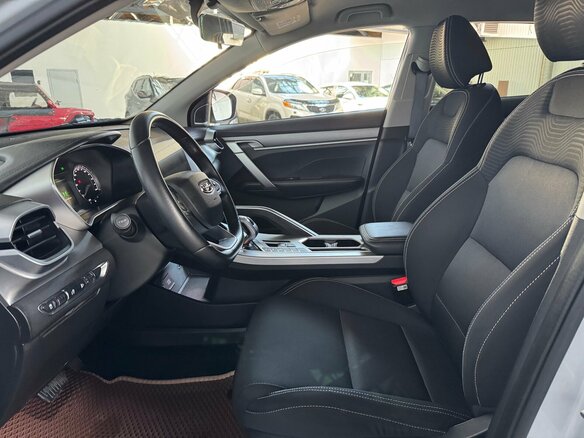 2021 Geely Coolray I, серебристый - вид 4
