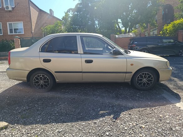 2005 Hyundai Accent ТагАЗ II, бежевый, 430000 рублей - вид 4