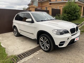 2012 BMW X5 35i II (E70) Рестайлинг, белый, 1950000 рублей, вид 4