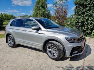 2019 Volkswagen Tiguan II, серебристый, 3850000 рублей, вид 4