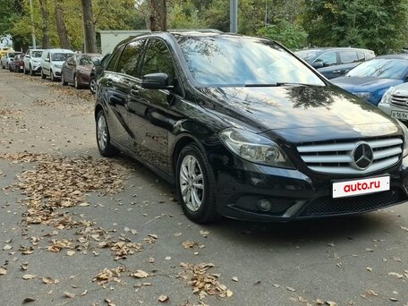 2012 Mercedes-Benz B-Класс 180 II (W246), чёрный, 830000 рублей, вид 2