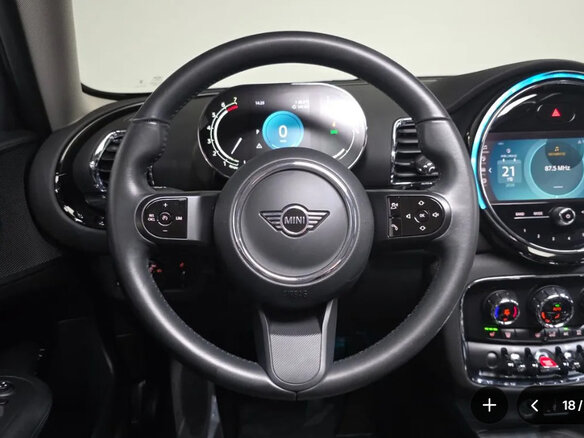 2023 Mini Clubman Cooper II Рестайлинг, чёрный, 1750000 рублей - вид 16