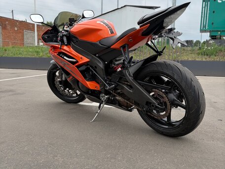 2006 Yamaha YZF-R6, оранжевый, 500000 рублей, вид 4