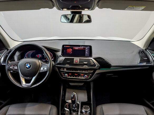 2021 BMW X3 20i xDrive III (G01), белый - вид 13