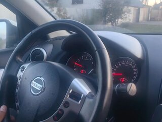 2013 Nissan Qashqai I Рестайлинг, белый, 1200000 рублей, вид 3