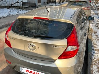 2011 Hyundai Solaris I, бежевый, 600000 рублей, вид 5