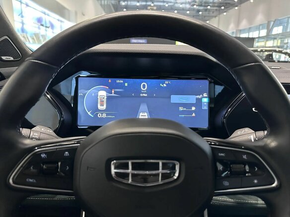 2023 Geely Monjaro I, синий, 2390000 рублей - вид 30