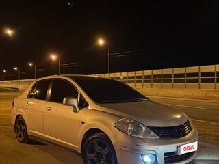 2007 Nissan Tiida I, серебристый, 880000 рублей, вид 2