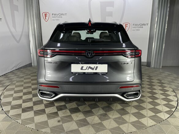 2026 Changan UNI-S I Рестайлинг, серый - вид 3