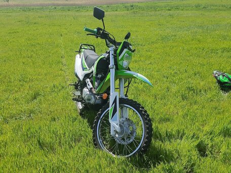 2020 Racer Enduro, зелёный, 75000 рублей, вид 2