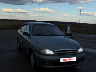 2007 Chevrolet Lanos I, серебристый, 260000 рублей, вид 1