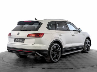 2021 Volkswagen Touareg III, белый, 7250000 рублей, вид 5