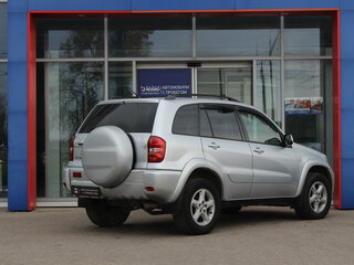 2004 Toyota RAV4 II (XA20) Рестайлинг, серебристый, 750000 рублей, вид 3