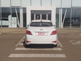 2016 Hyundai Solaris I Рестайлинг, белый, 750000 рублей, вид 5