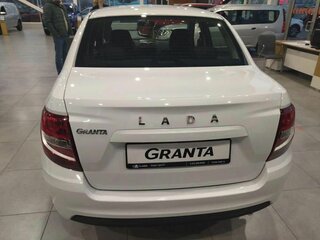 2026 Lada (ВАЗ) Granta I Рестайлинг, белый, 1057320 рублей, вид 4