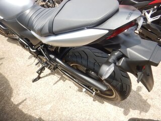 2024 Suzuki SV 650, серебристый, 720000 рублей, вид 3