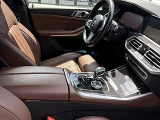2021 BMW X5 M50d IV (G05/G18), чёрный, 8800000 рублей, вид 4