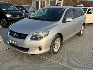 2009 Toyota Corolla Fielder X (E140, E150) Рестайлинг, серебристый, 1100000 рублей, вид 1