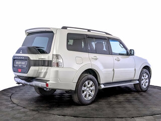 2018 Mitsubishi Pajero IV Рестайлинг 2, белый, 2850000 рублей, вид 5