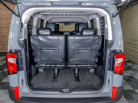 2022 Mitsubishi Delica D:5 I Рестайлинг, серебристый - вид 25