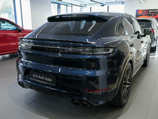 2026 Porsche Cayenne Coupé III Рестайлинг, синий, 21700000 рублей, вид 5