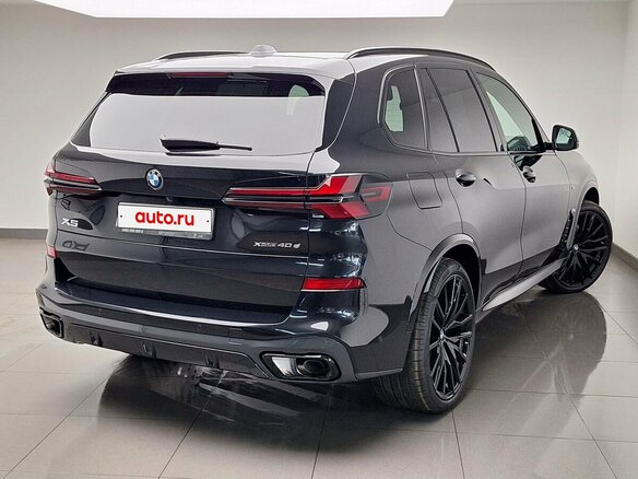 2026 BMW X5 40d IV (G05/G18) Рестайлинг, чёрный, 17750000 рублей - вид 2
