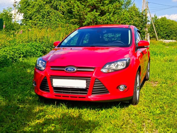 2014 Ford Focus III, красный, 1250000 рублей - вид 1