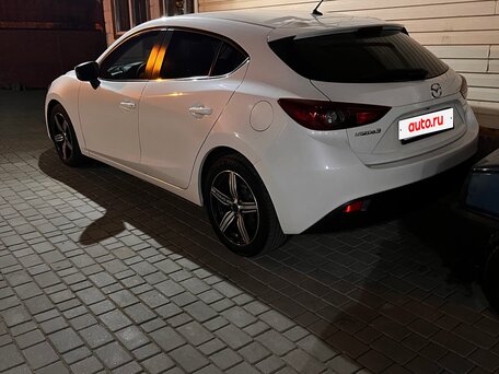 2013 Mazda 3 III (BM), белый, 1249000 рублей, вид 2