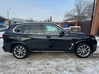 2024 BMW X5 40i IV (G05/G18) Рестайлинг, чёрный, 8999000 рублей, вид 5