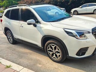 2023 Subaru Forester V Рестайлинг, белый, 2820000 рублей, вид 1