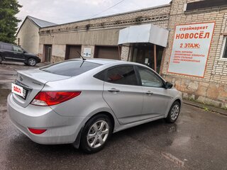 2012 Hyundai Solaris I, серебристый, 530000 рублей, вид 3