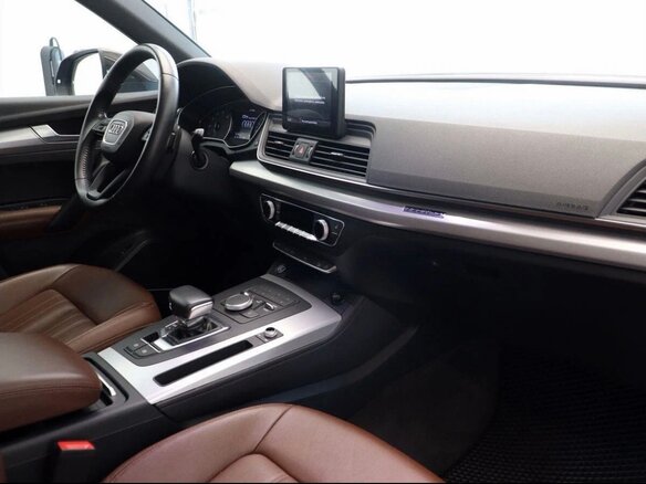 2017 Audi Q5 II (FY), коричневый, 3699999 рублей - вид 4