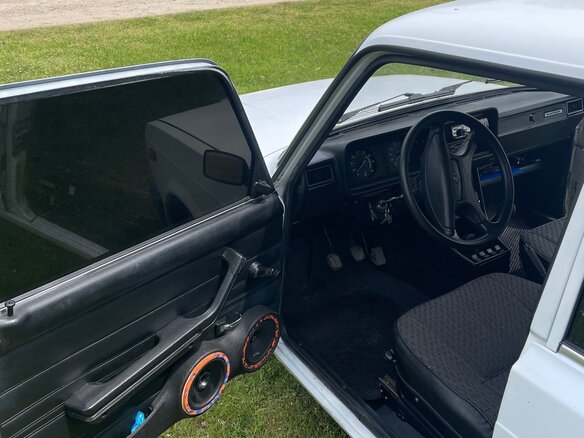 2000 Lada (ВАЗ) 2107, белый, 120000 рублей - вид 5