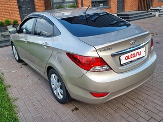 2013 Hyundai Solaris I, бежевый, 870000 рублей, вид 5
