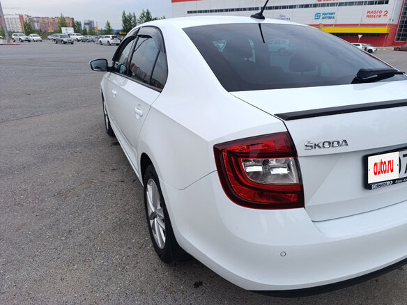 2019 Skoda Rapid I Рестайлинг, белый, 1300000 рублей - вид 18