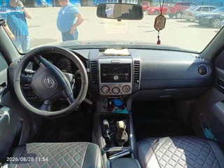 2010 Mazda BT-50 MZR-CD I Рестайлинг, чёрный, 850000 рублей, вид 4