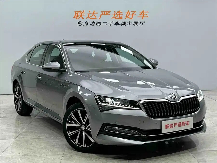 Открыть фотографии: Skoda Superb III Рестайлинг