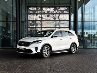 2019 Kia Sorento III Prime Рестайлинг, белый, 2790000 рублей, вид 3