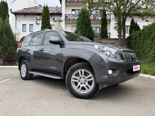 2011 Toyota Land Cruiser Prado 150 Series, серый, 2600000 рублей, вид 1