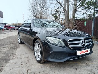 2017 Mercedes-Benz E-Класс 400 V (W213, S213, C238), чёрный, 2739000 рублей, вид 1