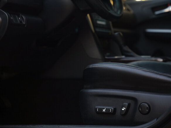 2016 Toyota Camry VII (XV50) Рестайлинг, чёрный, 1899000 рублей - вид 13