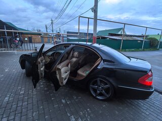 2008 Mercedes-Benz E-Класс 280 III (W211, S211) Рестайлинг, чёрный, 1200000 рублей, вид 3