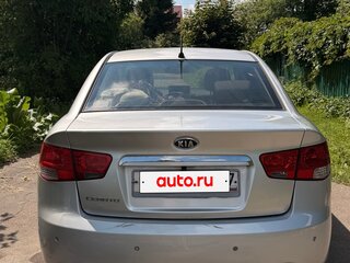 2010 Kia Cerato II, серебристый, 600000 рублей, вид 5